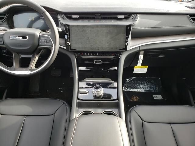 2026 Jeep Grand Cherokee in Bedford, OH 44146 - 18104014 9