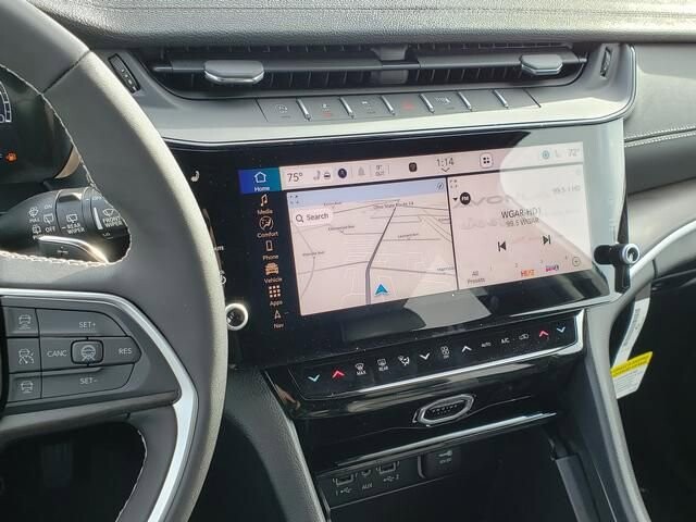 2026 Jeep Grand Cherokee in Bedford, OH 44146 - 18104014 11