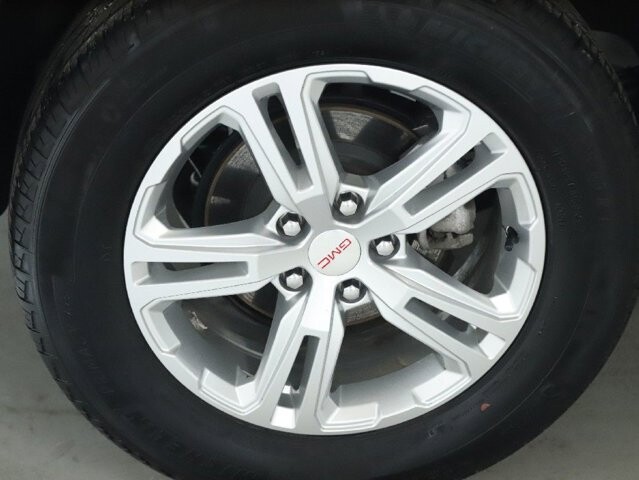 2024 GMC Terrain in Bedford, OH 44146 - 18104016 12