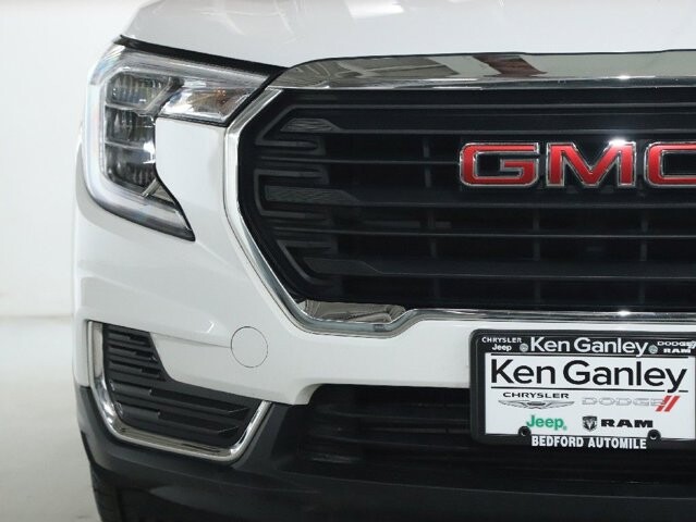 2024 GMC Terrain in Bedford, OH 44146 - 18104016 6