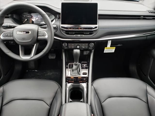 2026 Jeep Compass in Bedford, OH 44146 - 18104018 8