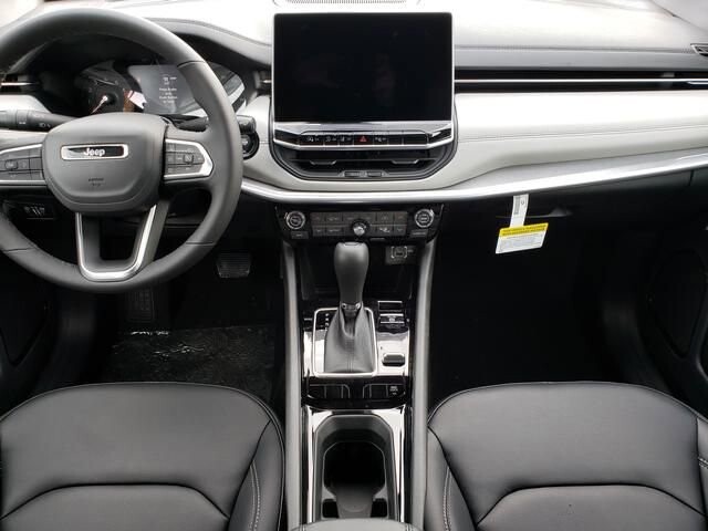 2026 Jeep Compass in Bedford, OH 44146 - 18104020 8