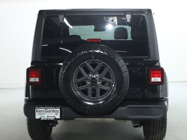 2025 Jeep Wrangler in Bedford, OH 44146 - 18104022 41