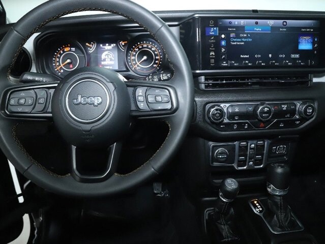 2025 Jeep Wrangler in Bedford, OH 44146 - 18104022 27