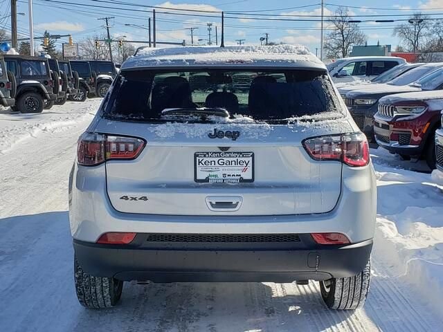 2026 Jeep Compass in Bedford, OH 44146 - 18104024 4