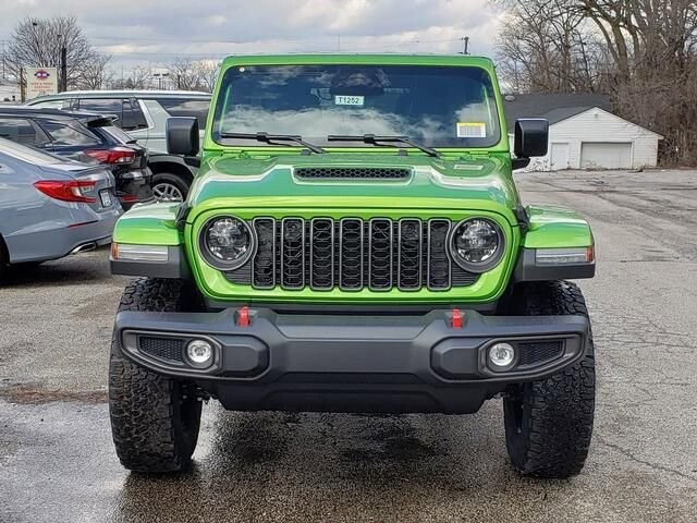 2026 Jeep Wrangler in Bedford, OH 44146 - 18104025 5