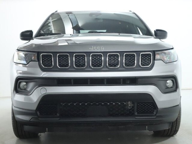 2024 Jeep Compass in Bedford, OH 44146 - 18104026 5