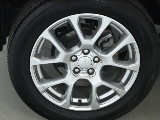 2024 Jeep Compass in Bedford, OH 44146 - 18104026 12