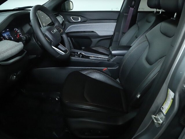 2024 Jeep Compass in Bedford, OH 44146 - 18104026 18