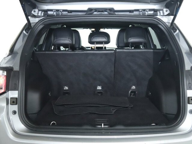 2024 Jeep Compass in Bedford, OH 44146 - 18104026 30