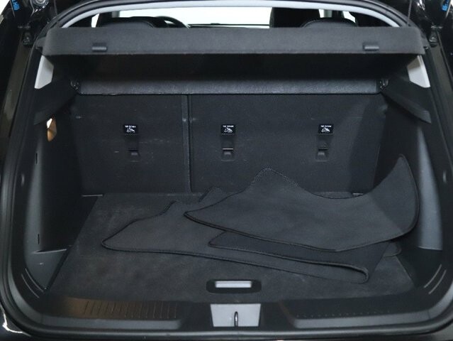 2025 Chevrolet Trax in Bedford, OH 44146 - 18104028 30