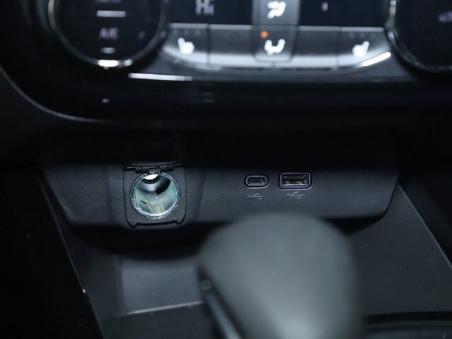 2025 Chevrolet Trax in Bedford, OH 44146 - 18104028 27