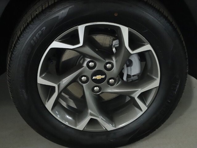 2025 Chevrolet Trax in Bedford, OH 44146 - 18104028 10