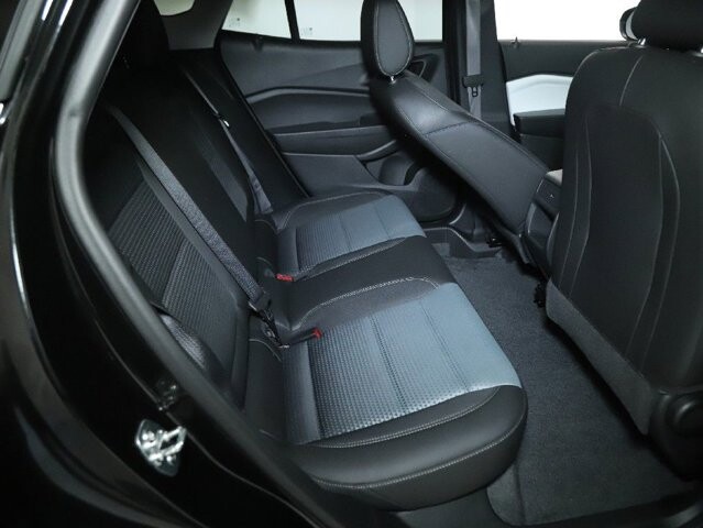 2025 Chevrolet Trax in Bedford, OH 44146 - 18104028 32