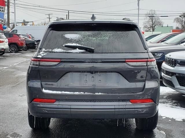 2026 Jeep Grand Cherokee in Bedford, OH 44146 - 18104029 4