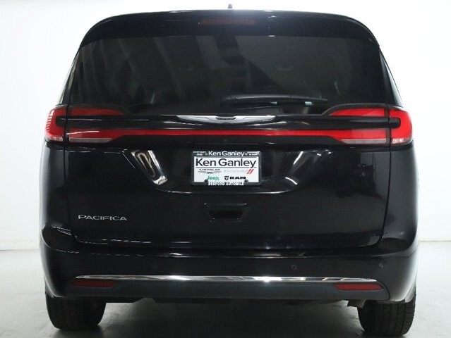 2024 Chrysler Pacifica in Bedford, OH 44146 - 18104032 42