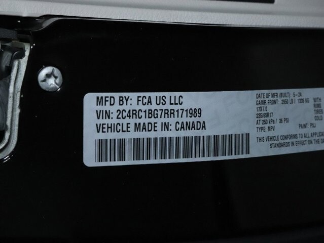 2024 Chrysler Pacifica in Bedford, OH 44146 - 18104032 20