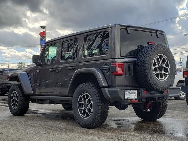 2026 Jeep Wrangler in Bedford, OH 44146 - 18104033 3