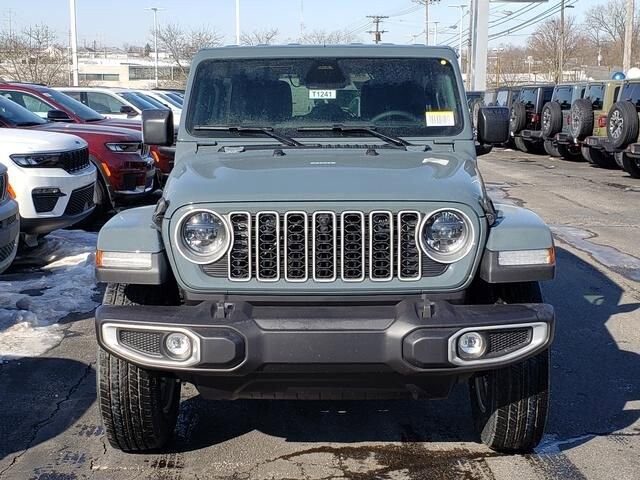 2026 Jeep Wrangler in Bedford, OH 44146 - 18104034 5