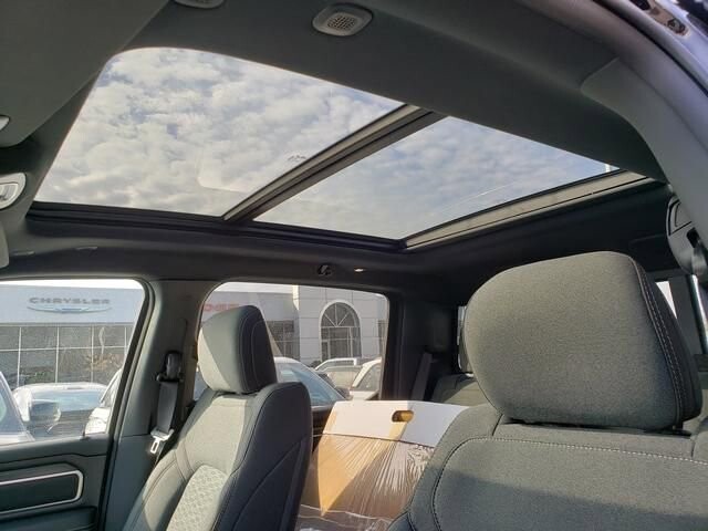 2026 RAM 1500 in Bedford, OH 44146 - 18104038 7