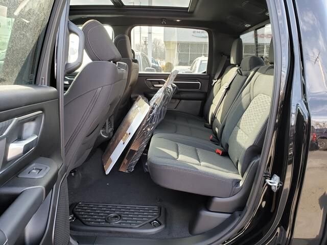 2026 RAM 1500 in Bedford, OH 44146 - 18104038 8