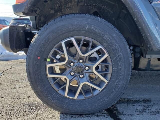 2026 Jeep Wrangler in Bedford, OH 44146 - 18104040 12