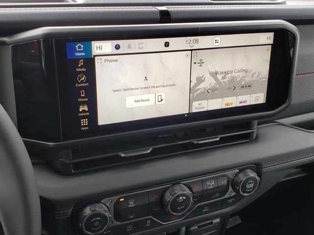 2026 Jeep Wrangler in Bedford, OH 44146 - 18104043 10