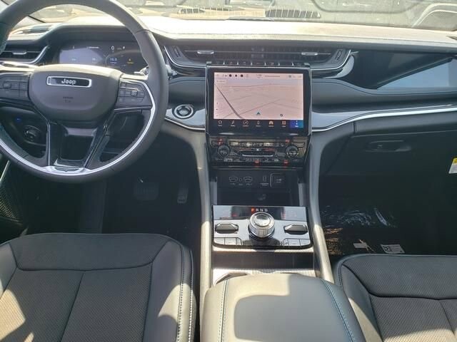 2024 Jeep Grand Cherokee in Bedford, OH 44146 - 18104046 9