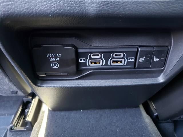 2024 Jeep Grand Cherokee in Bedford, OH 44146 - 18104046 8