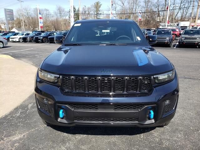 2024 Jeep Grand Cherokee in Bedford, OH 44146 - 18104046 2