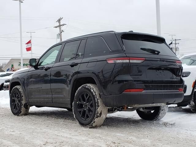 2026 Jeep Grand Cherokee in Bedford, OH 44146 - 18104048 3