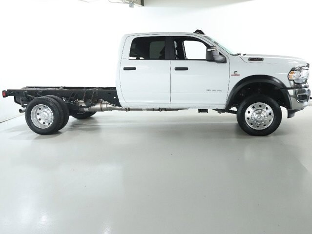 2024 RAM 4500 in Bedford, OH 44146 - 18104049 11