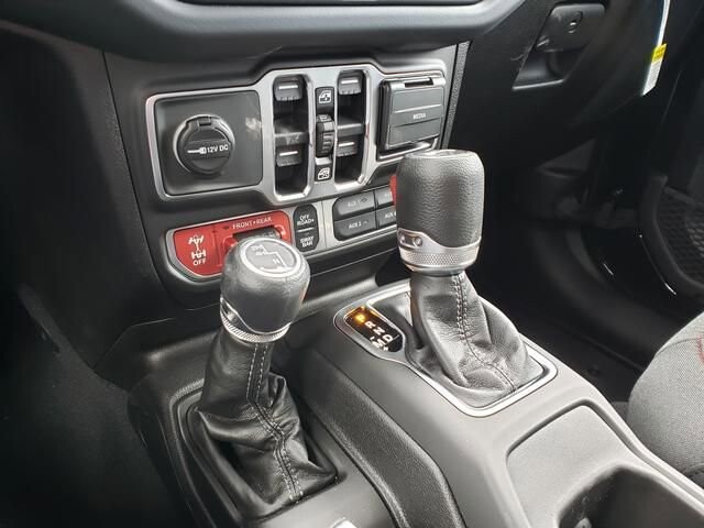 2026 Jeep Wrangler in Bedford, OH 44146 - 18104055 11