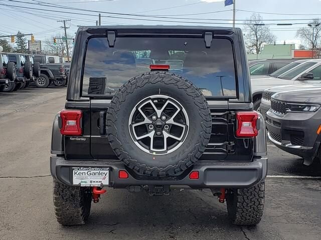2026 Jeep Wrangler in Bedford, OH 44146 - 18104055 4