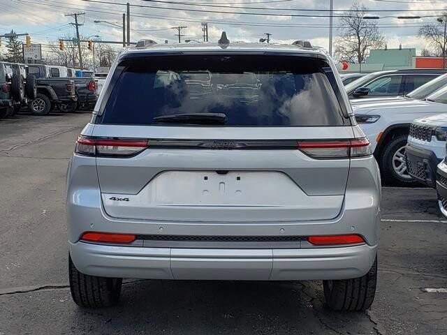 2026 Jeep Grand Cherokee in Bedford, OH 44146 - 18104056 4