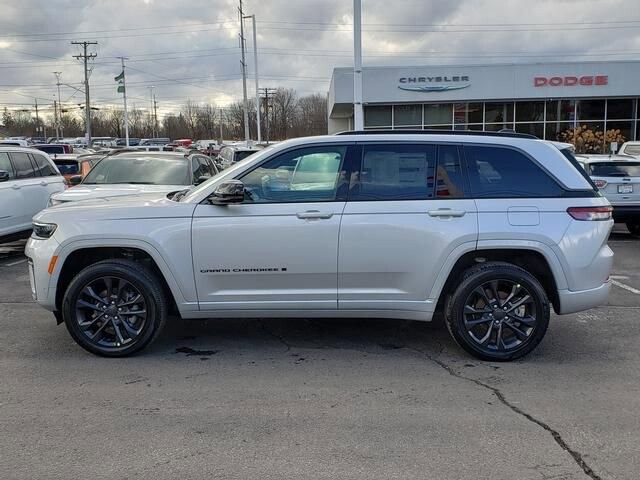 2026 Jeep Grand Cherokee in Bedford, OH 44146 - 18104056 2