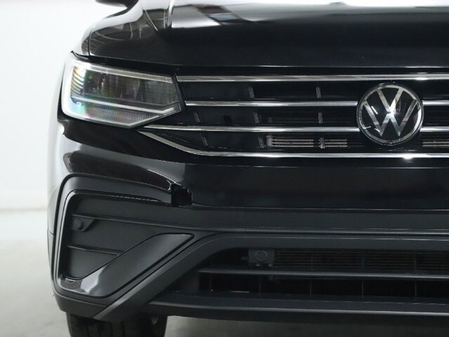 2024 Volkswagen Tiguan in Bedford, OH 44146 - 18104057 5
