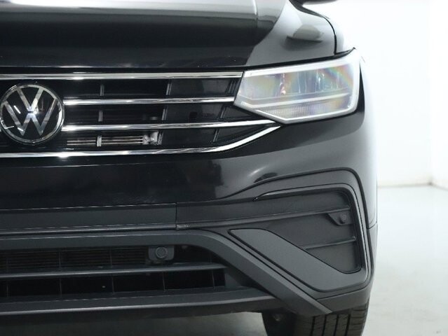 2024 Volkswagen Tiguan in Bedford, OH 44146 - 18104057 6