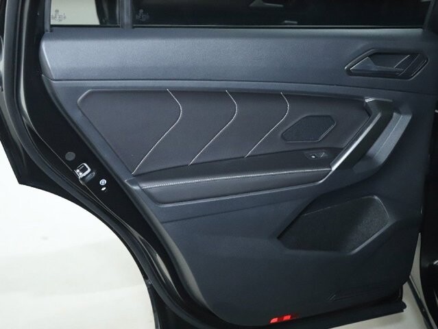 2024 Volkswagen Tiguan in Bedford, OH 44146 - 18104057 13