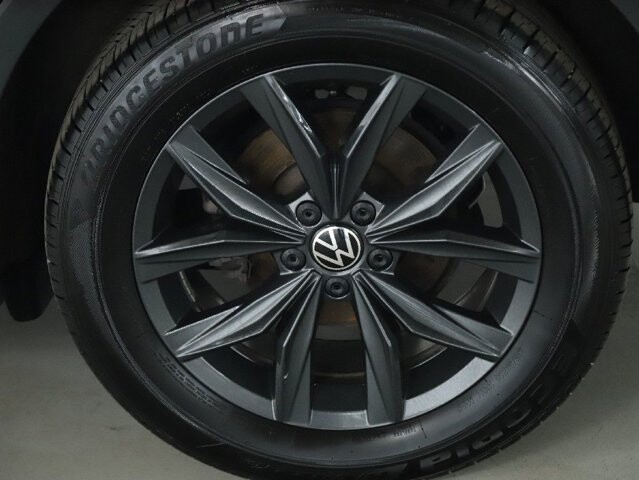 2024 Volkswagen Tiguan in Bedford, OH 44146 - 18104057 41