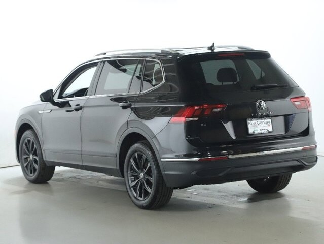 2024 Volkswagen Tiguan in Bedford, OH 44146 - 18104057 42