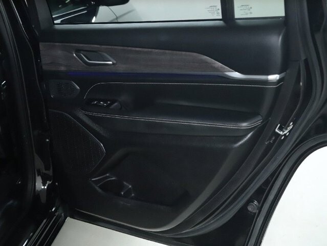 2024 Jeep Grand Cherokee L in Bedford, OH 44146 - 18104059 34