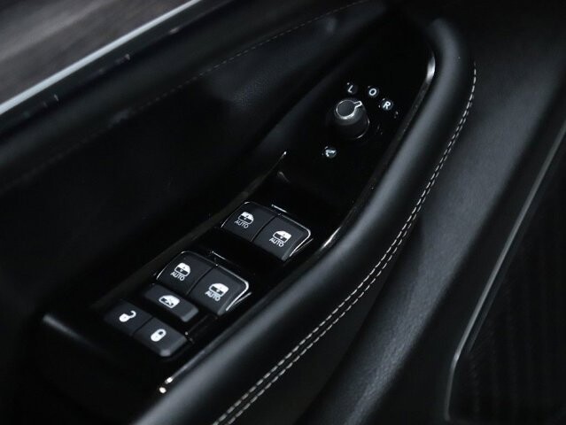 2024 Jeep Grand Cherokee L in Bedford, OH 44146 - 18104059 18