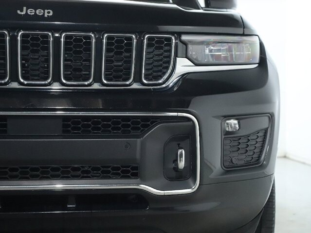 2024 Jeep Grand Cherokee L in Bedford, OH 44146 - 18104059 7