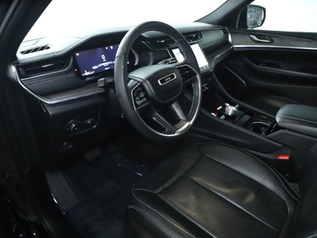 2024 Jeep Grand Cherokee L in Bedford, OH 44146 - 18104059 19