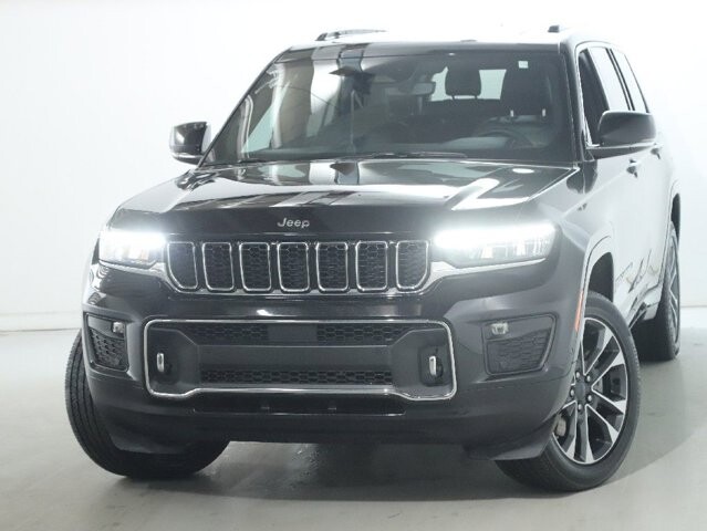 2024 Jeep Grand Cherokee L in Bedford, OH 44146 - 18104059 3