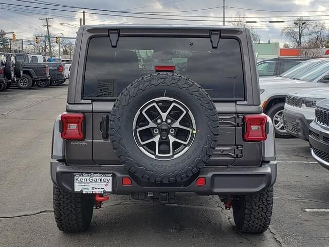 2026 Jeep Wrangler in Bedford, OH 44146 - 18104060 4