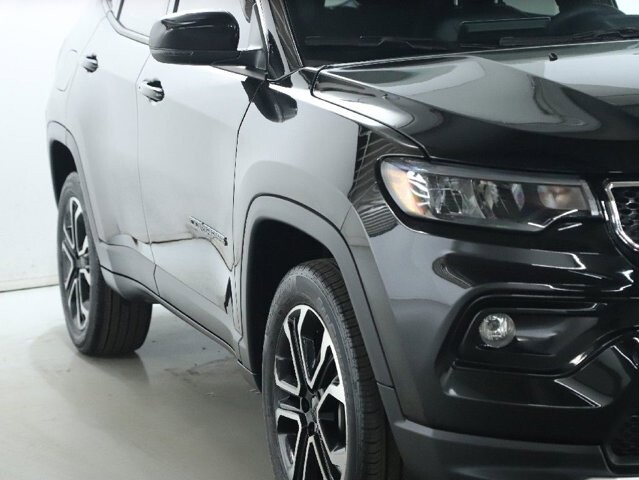 2024 Jeep Compass in Bedford, OH 44146 - 18104062 8