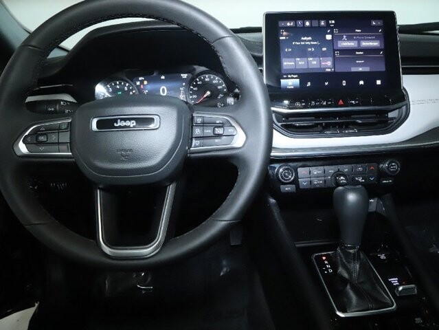 2024 Jeep Compass in Bedford, OH 44146 - 18104062 28