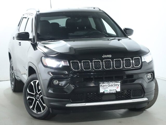 2024 Jeep Compass in Bedford, OH 44146 - 18104062 2